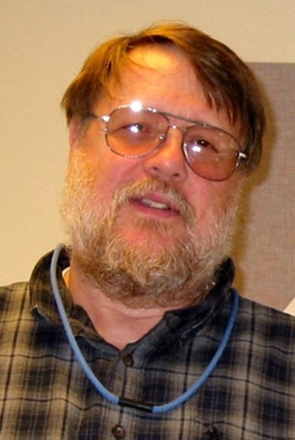 Portrait de Ray Tomlinson, inventeur de l'email
